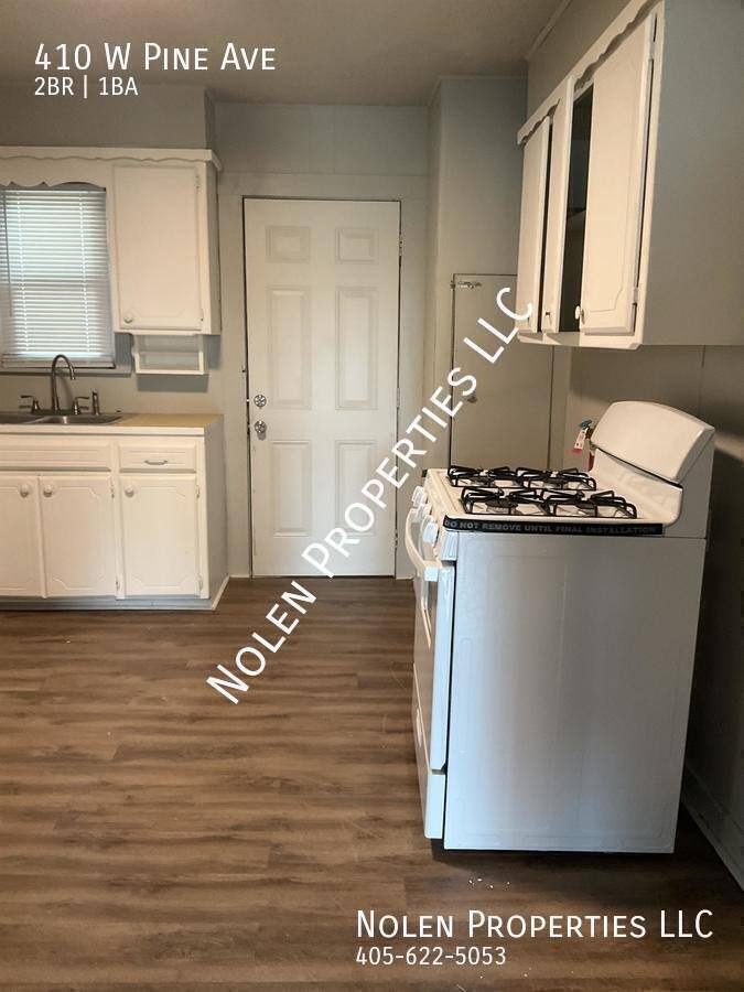 House for rent at 410 W Pine Ave, Sayre, OK 73662