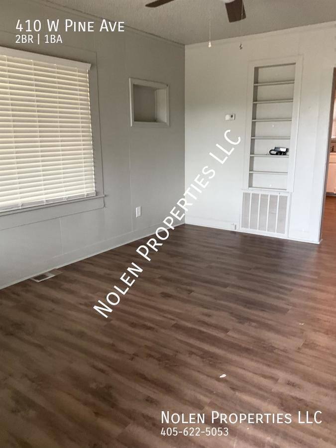 House for rent at 410 W Pine Ave, Sayre, OK 73662