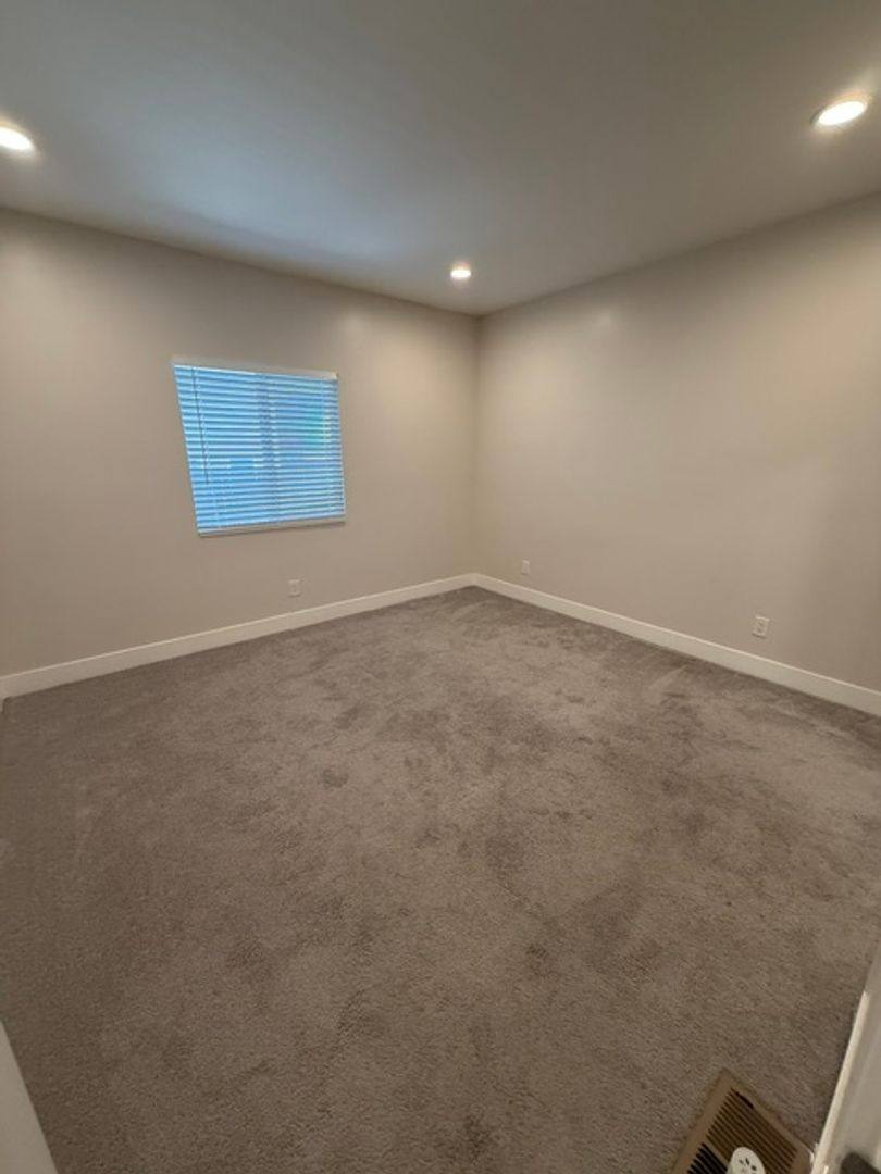 Apartment for rent at 1515 T St, Sacramento, CA 95811