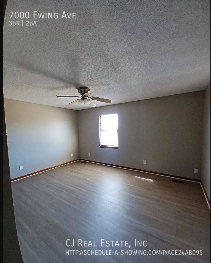 House for rent at 7000 Ewing Ave, Kansas City, MO 64133
