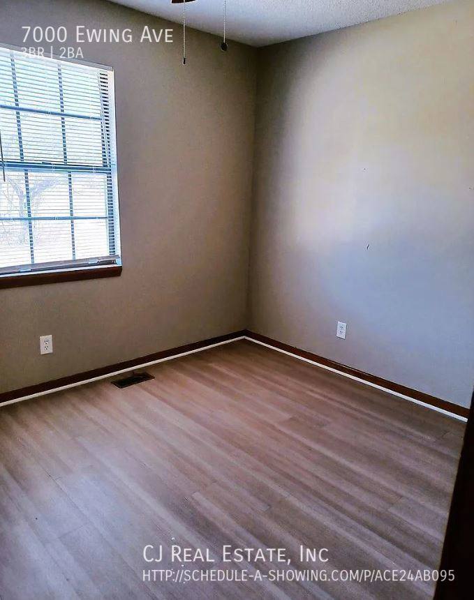 House for rent at 7000 Ewing Ave, Kansas City, MO 64133