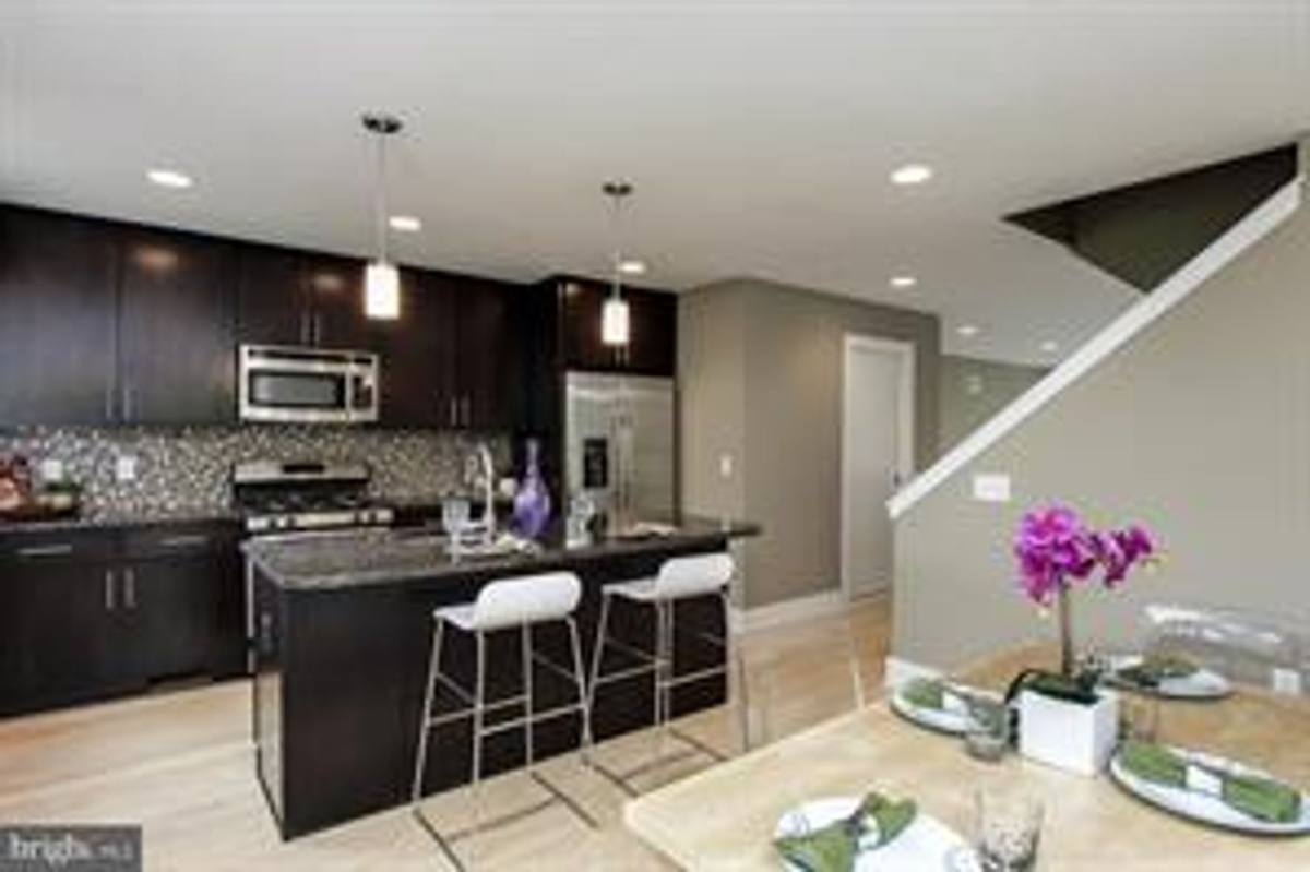 Townhouse for rent at 317 Dupont - Manayunk Hills, Philadelphia, PA 19128