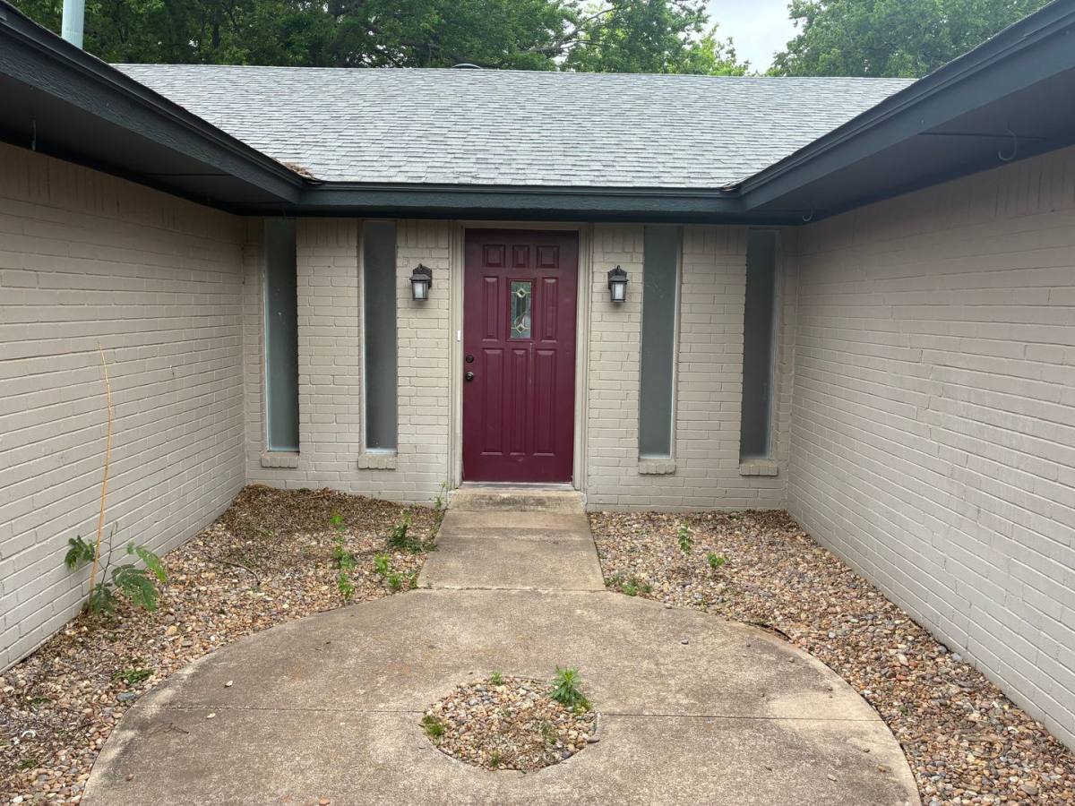 House for rent at 1903 Burnt Oak, Norman, OK 73071