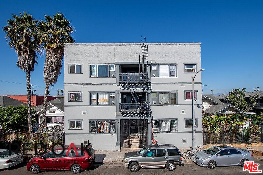 Condo for rent at 2255 W 14th St #309, Los Angeles, CA 90006