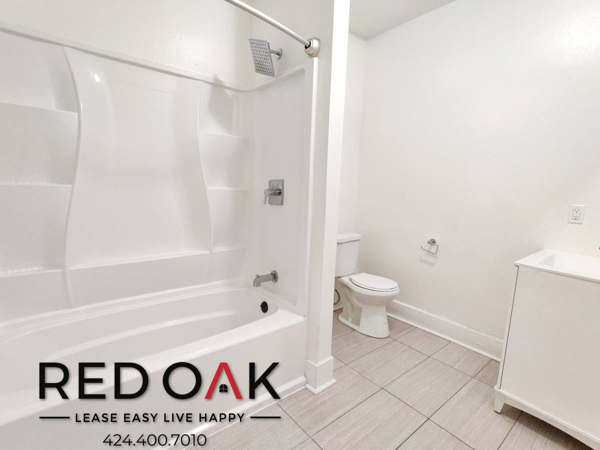Condo for rent at 2255 W 14th St #309, Los Angeles, CA 90006
