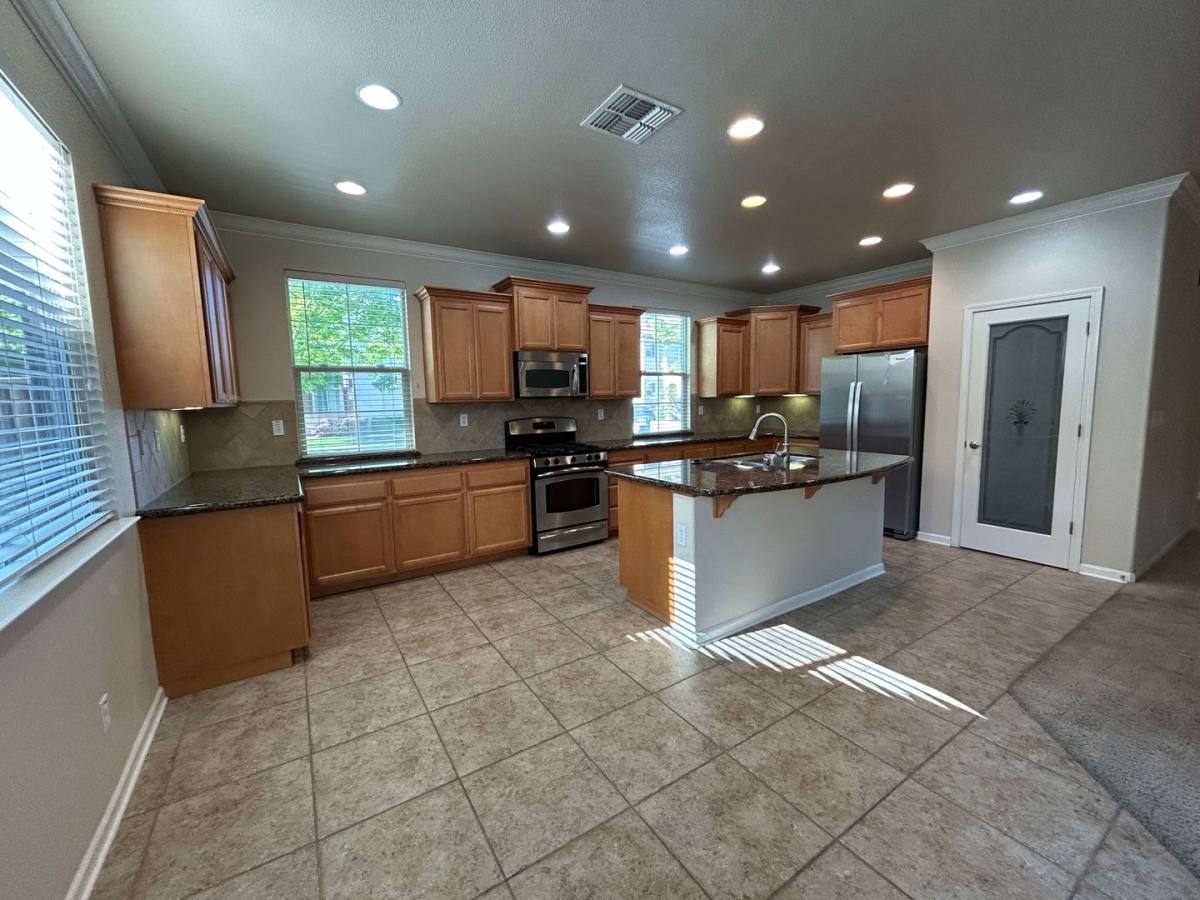 House for rent at 3286 Southerland Rd, West Sacramento, CA 95691