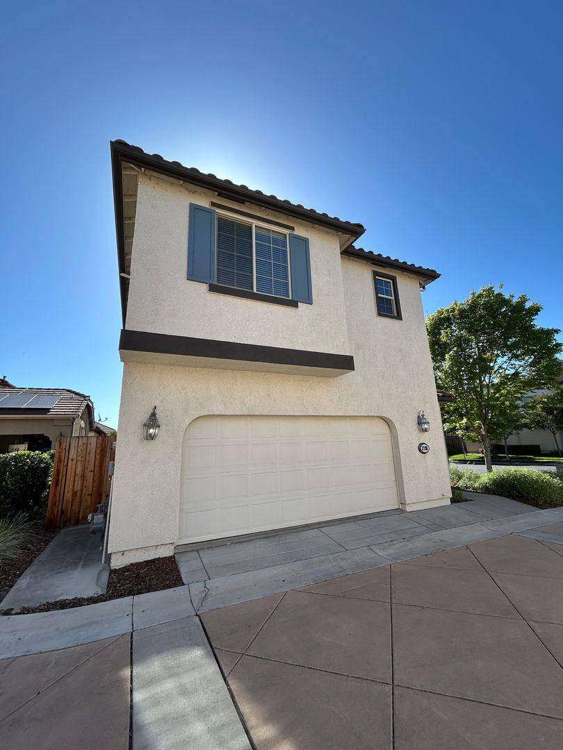 House for rent at 3286 Southerland Rd, West Sacramento, CA 95691
