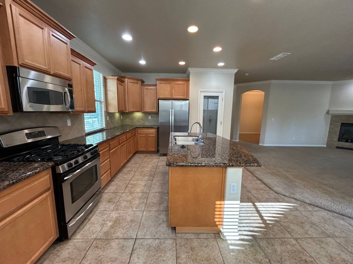 House for rent at 3286 Southerland Rd, West Sacramento, CA 95691