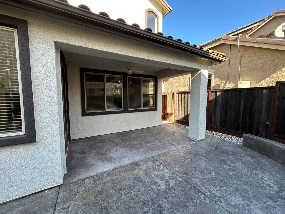 House for rent at 3286 Southerland Rd, West Sacramento, CA 95691