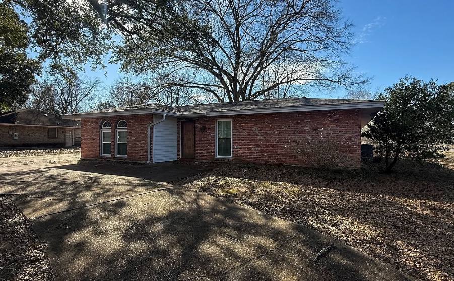House for rent at 341 N Burbank Dr, Montgomery, AL 36117