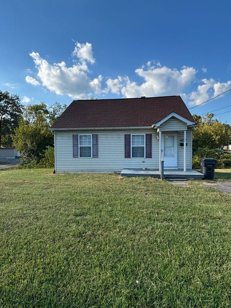 House for rent at 4237 Holston Dr, Knoxville, TN 37914