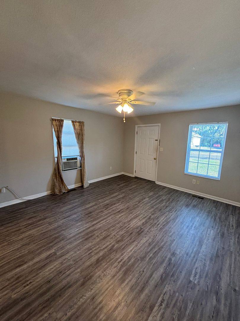 House for rent at 4237 Holston Dr, Knoxville, TN 37914