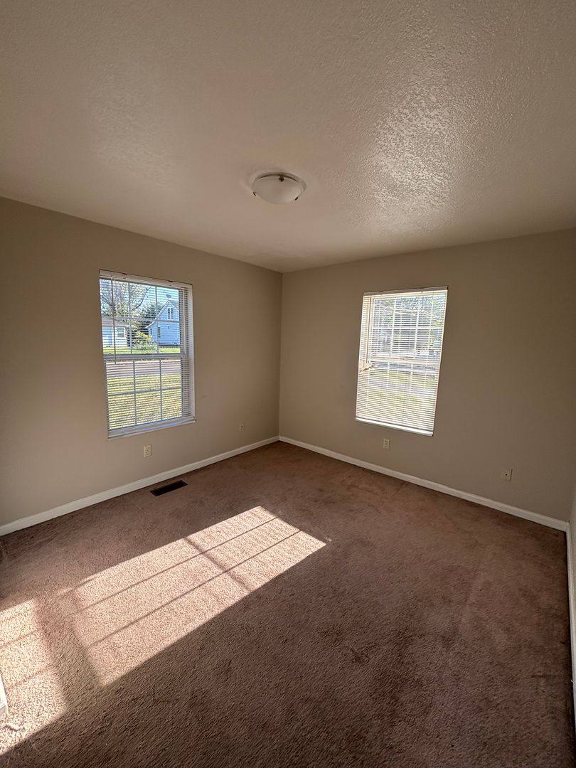 House for rent at 4237 Holston Dr, Knoxville, TN 37914