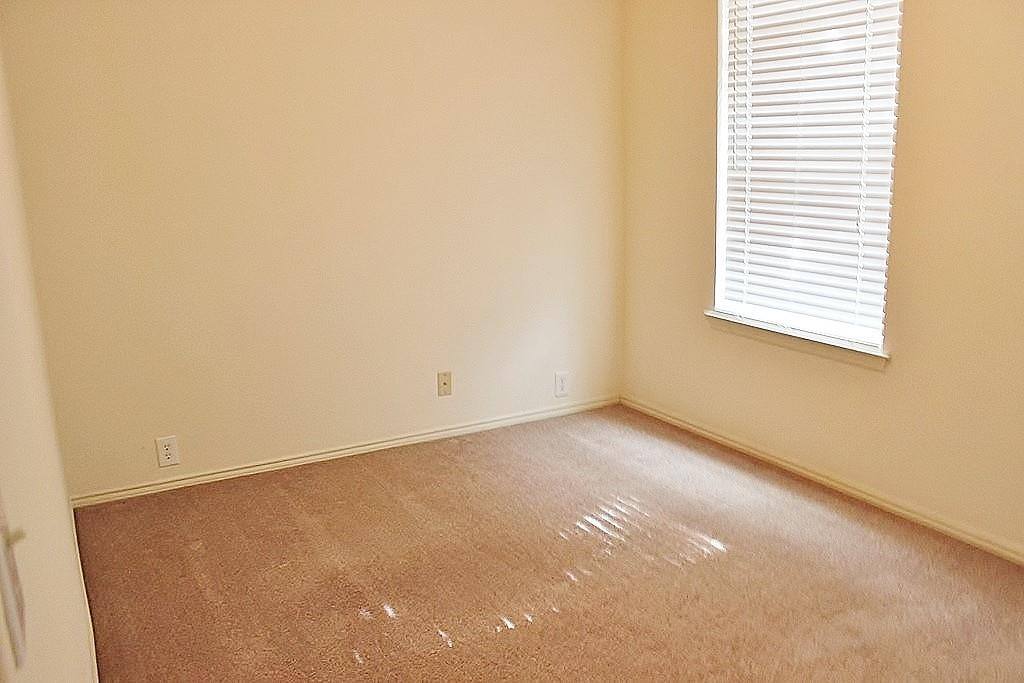 Apartment for rent at 4701 Napa Valley Dr, Argyle, TX 76226