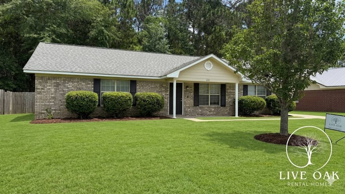 House for rent at 1221 Jubail Dr, Hinesville, GA 31313