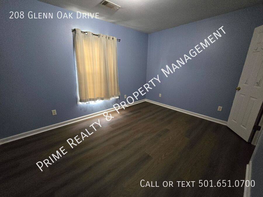 House for rent at 208 Glenn Oak Dr, Benton, AR 72015