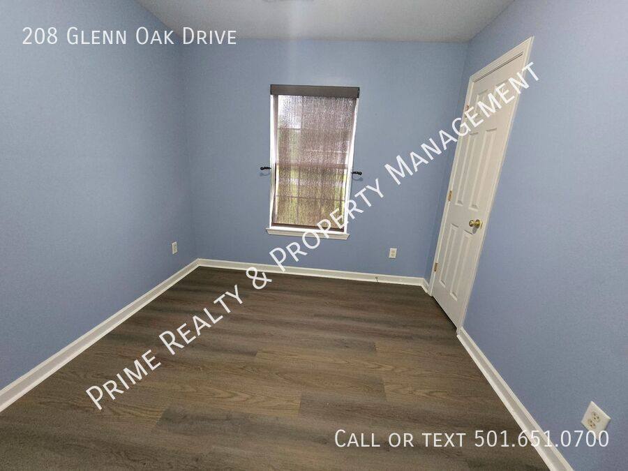 House for rent at 208 Glenn Oak Dr, Benton, AR 72015