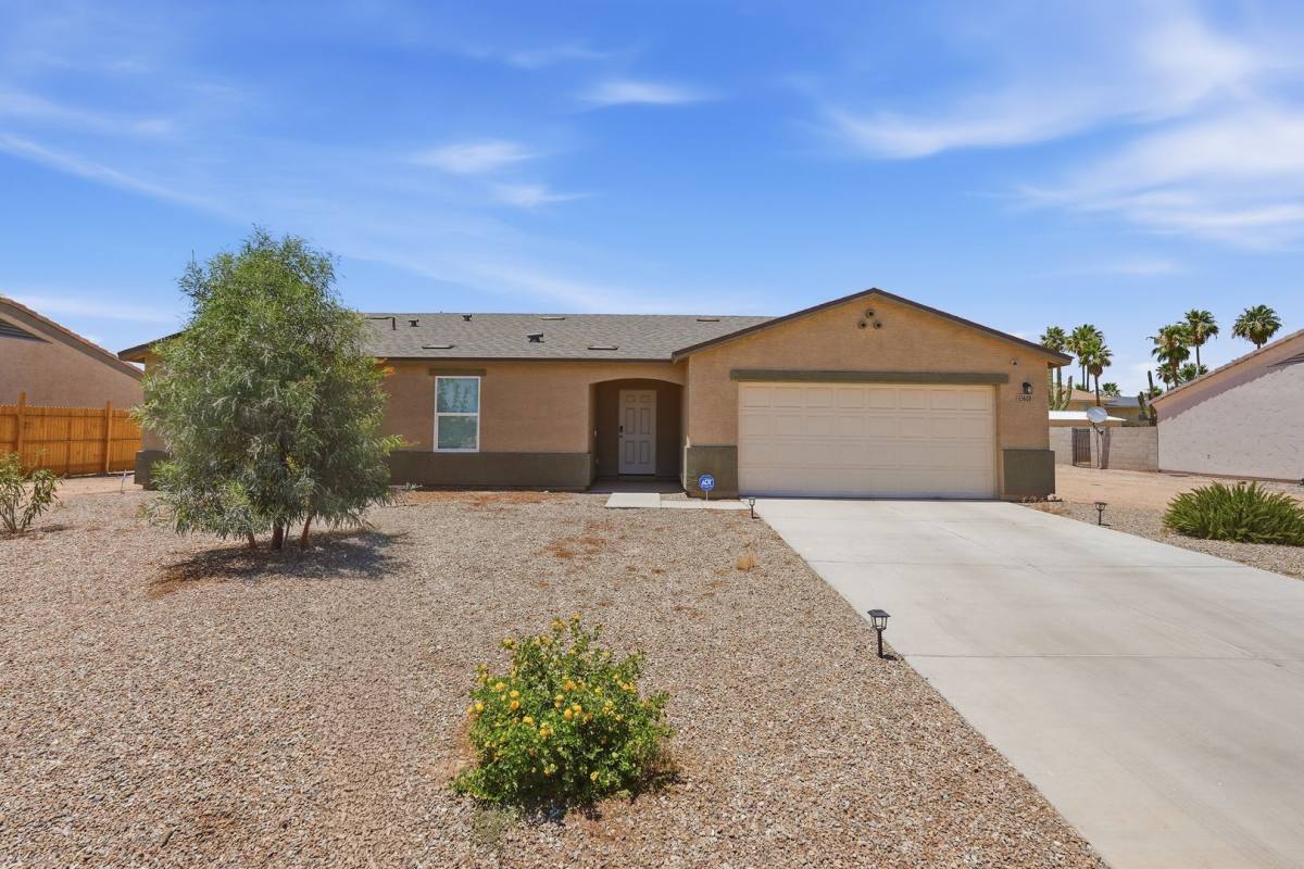 House for rent at 15610 S Moon Valley Rd, Arizona City, AZ 85123