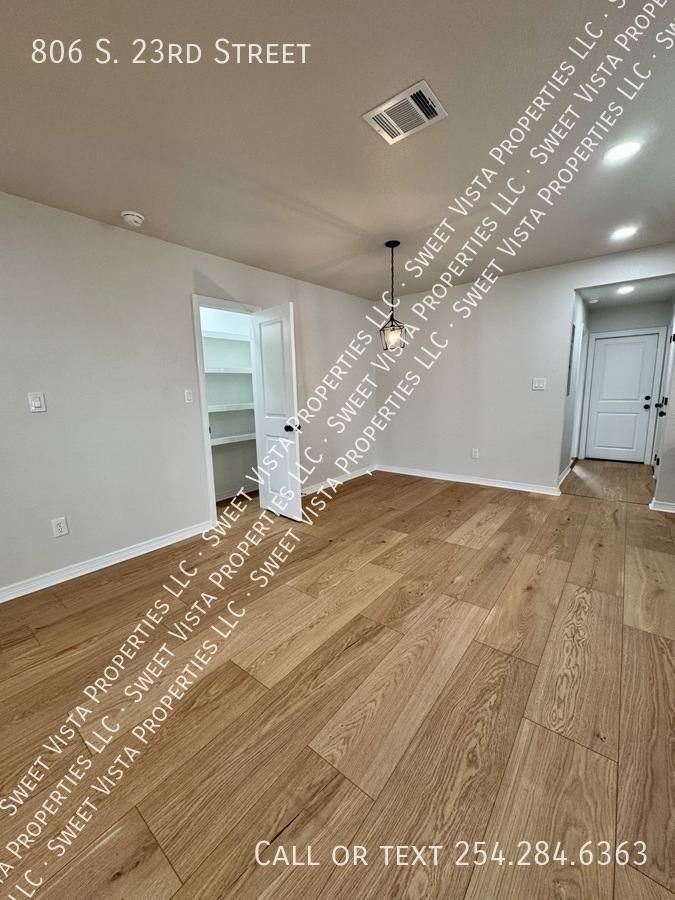 House for rent at 806 S 23rd St, Temple, TX 76504