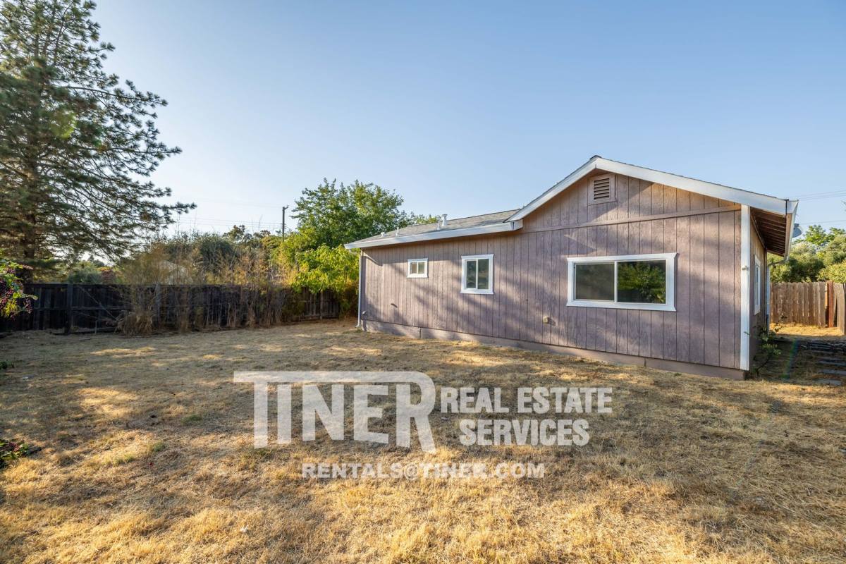 House for rent at 9304 Orangevale Ave, Orangevale, CA 95662