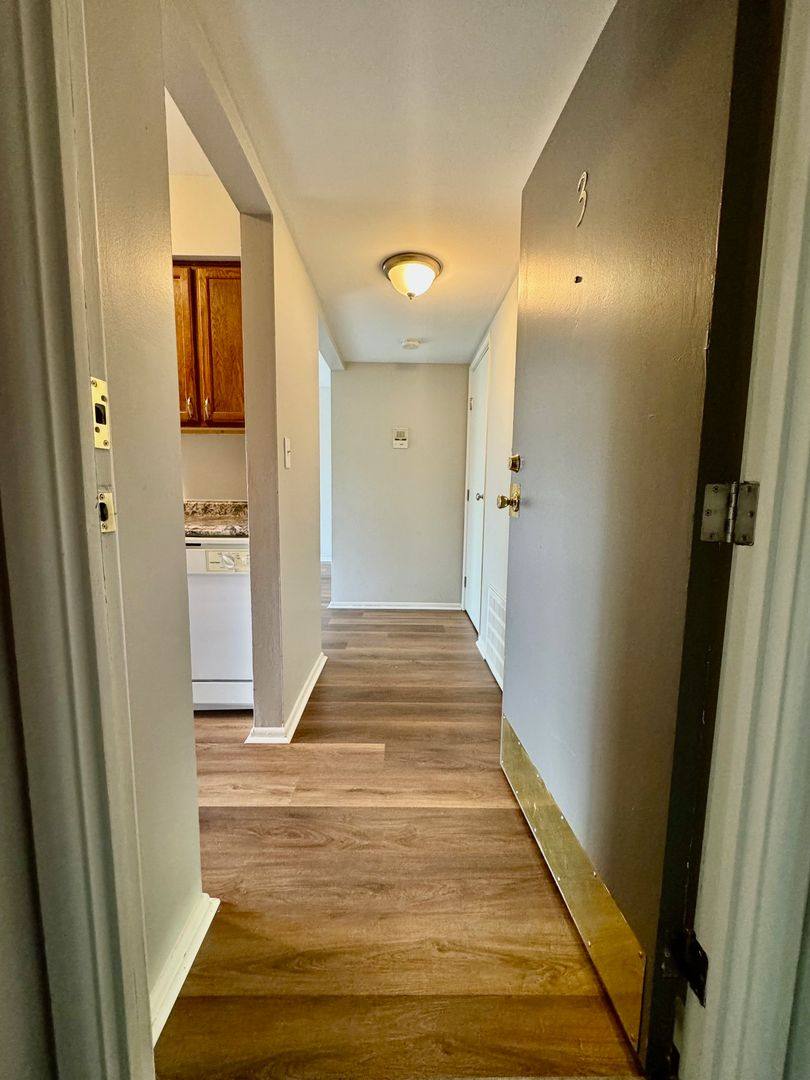 Apartment for rent at 928 Heritage Court, Crown Point, IN 46307