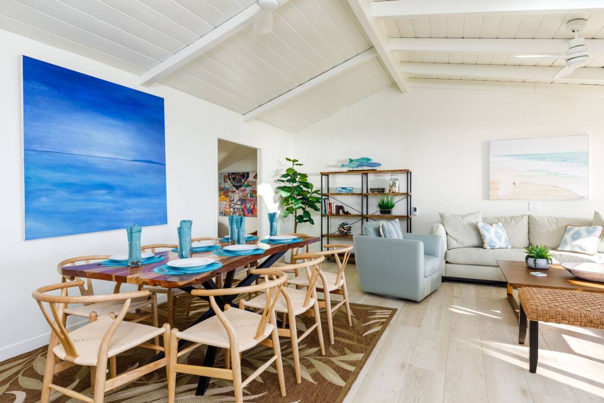 Apartment for rent at 110 8th St, Del Mar, CA 92014
