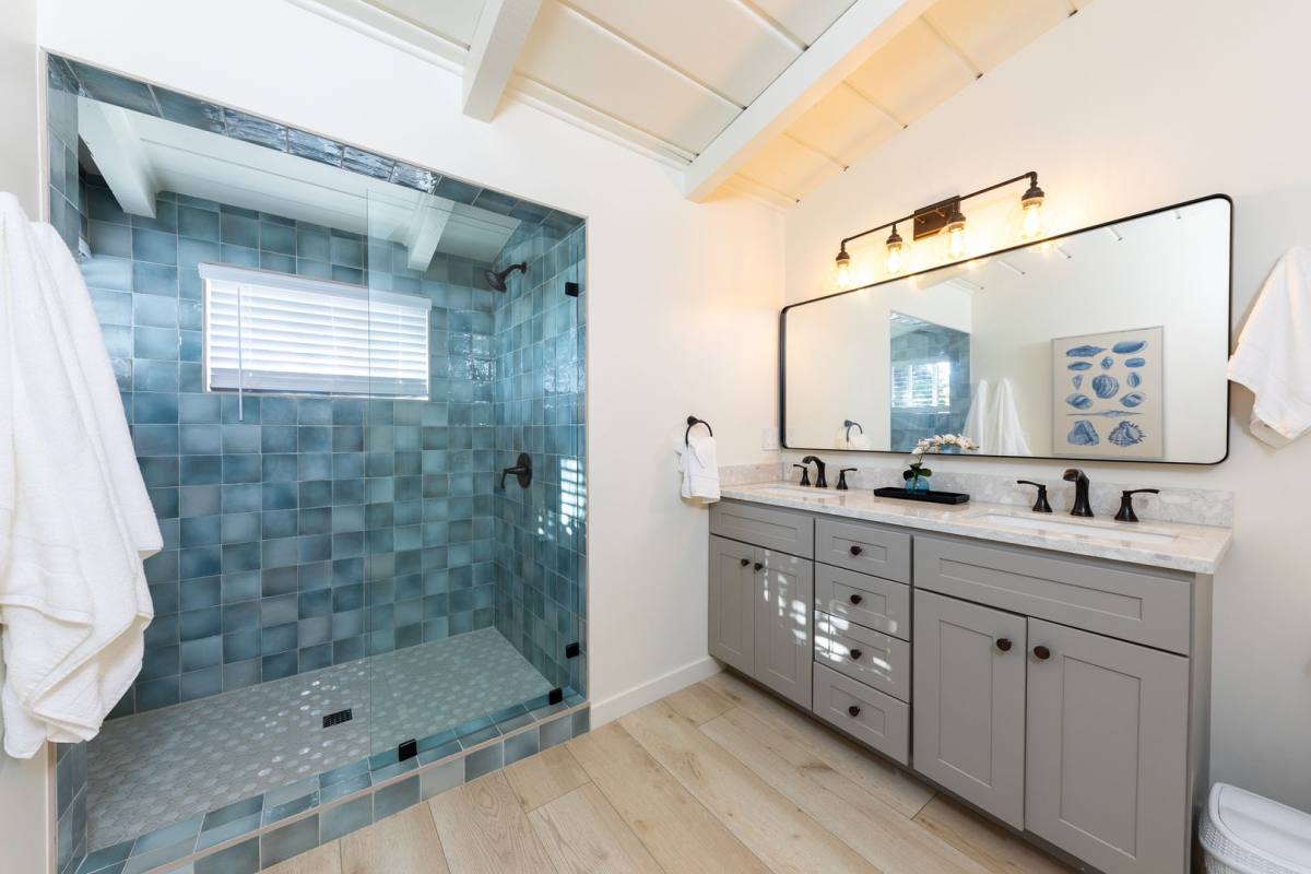 Apartment for rent at 110 8th St, Del Mar, CA 92014