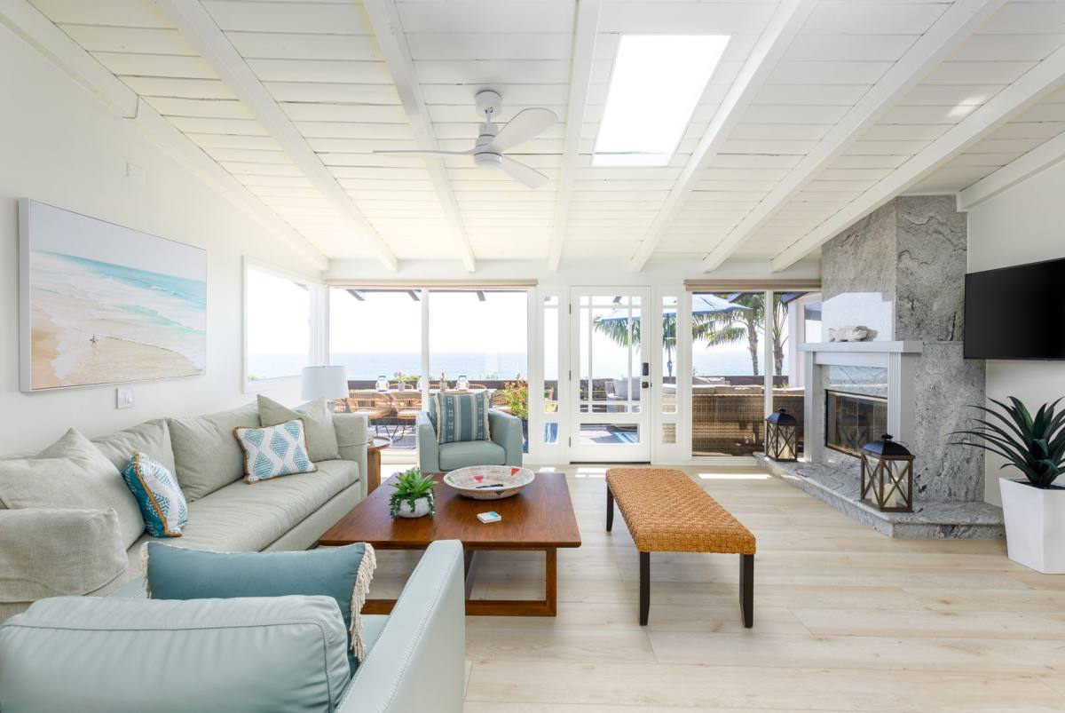 Apartment for rent at 110 8th St, Del Mar, CA 92014
