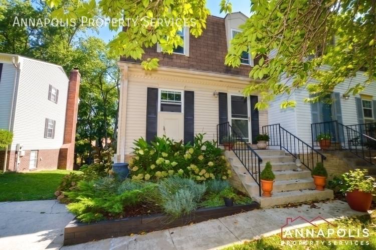 Townhouse for rent at 17 Mooring Point Court, Annapolis, MD 21403