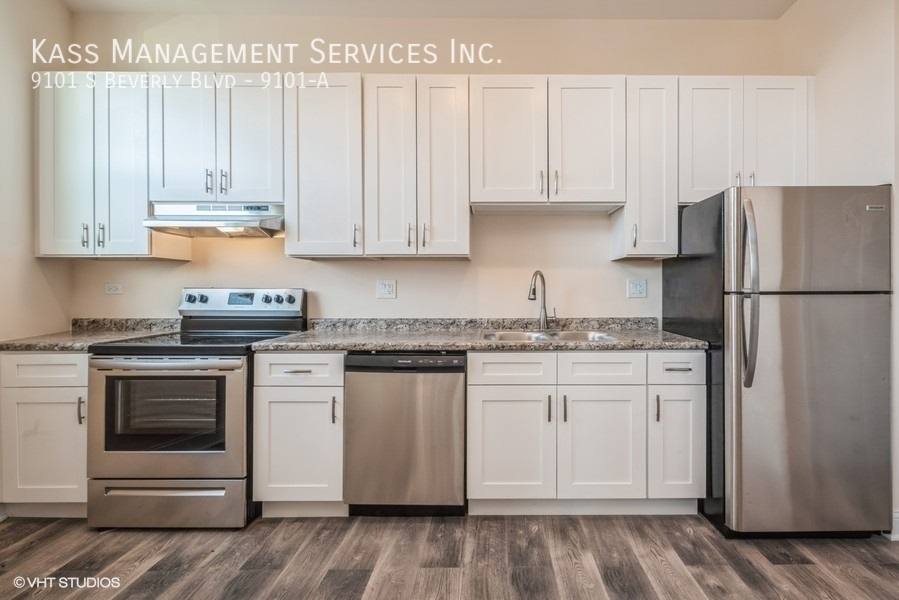 Apartment for rent at 9101 S Beverly Blvd #A, Chicago, IL 60620
