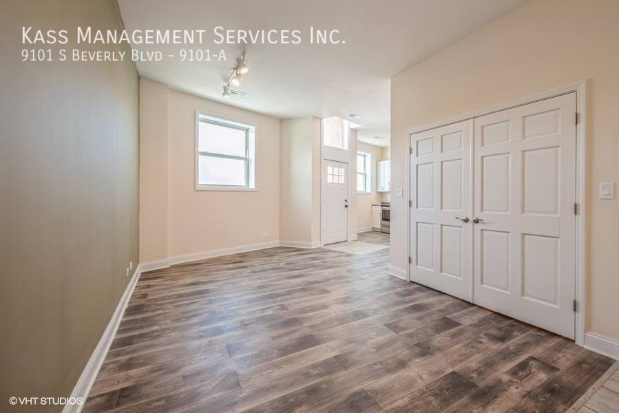 Apartment for rent at 9101 S Beverly Blvd #A, Chicago, IL 60620