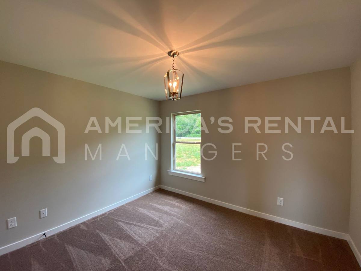 House for rent at 350 Sunlight Circle, Talladega, AL 35160