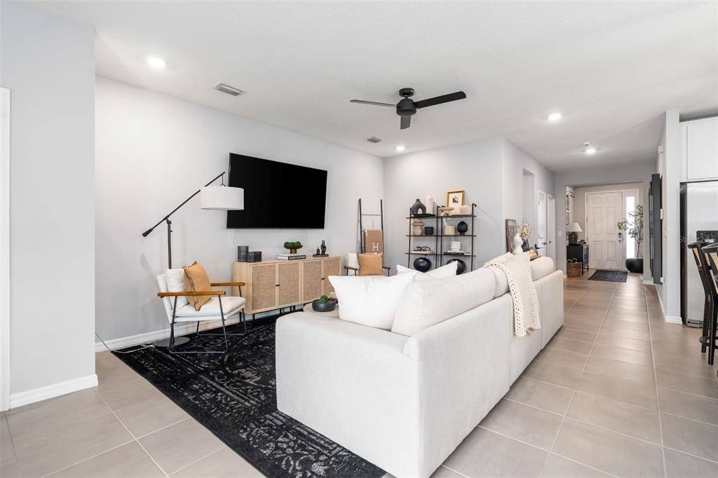 Apartment for rent at 17329 NW 173rd Rd, Alachua, FL 32615