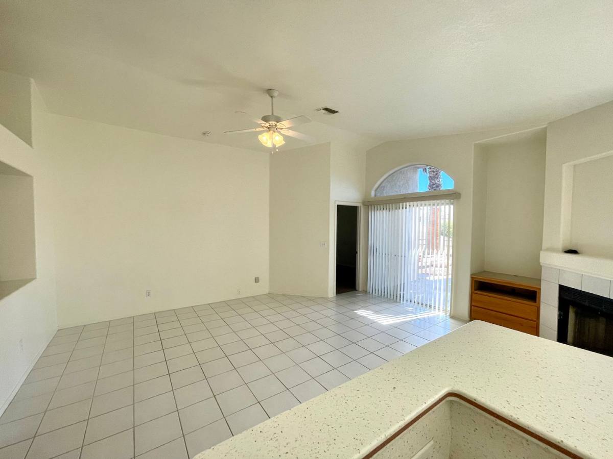 House for rent at 2164 Hi Jolly Dr, Bullhead City, AZ 86442