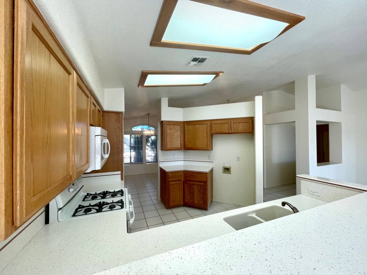 House for rent at 2164 Hi Jolly Dr, Bullhead City, AZ 86442