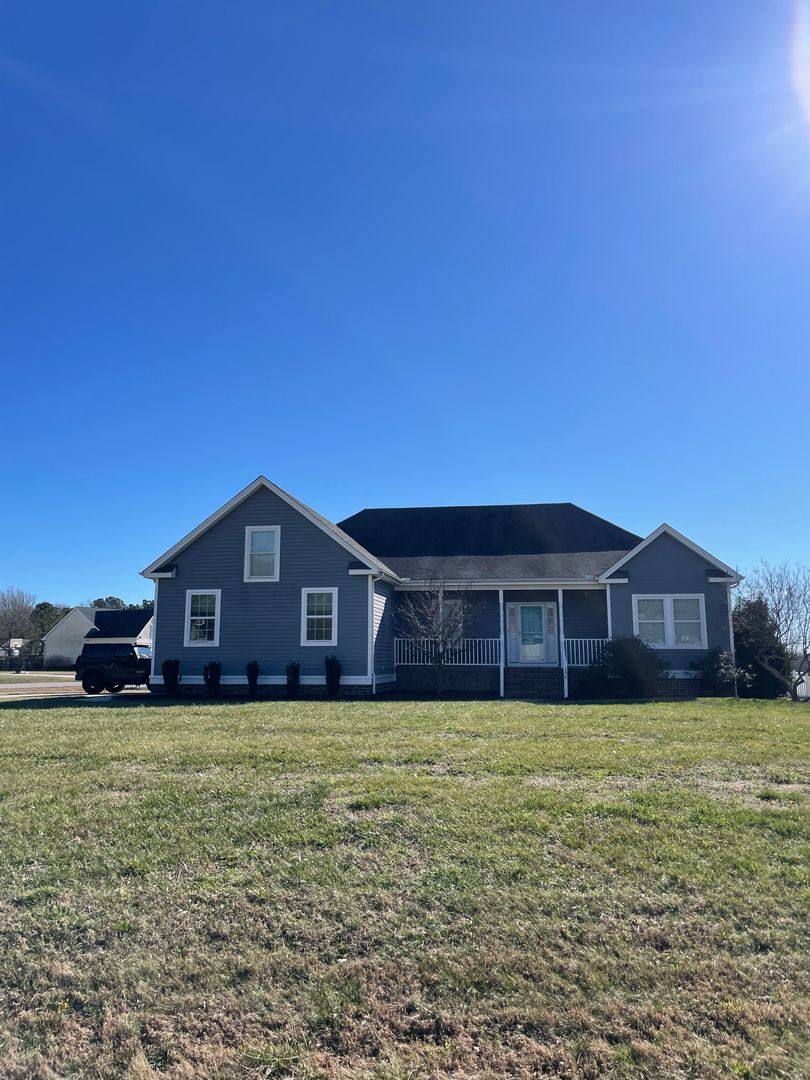 House for rent at 150 Travis Blvd, Moyock, NC 27958
