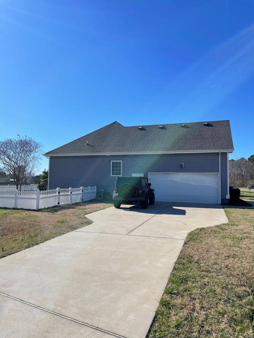 House for rent at 150 Travis Blvd, Moyock, NC 27958
