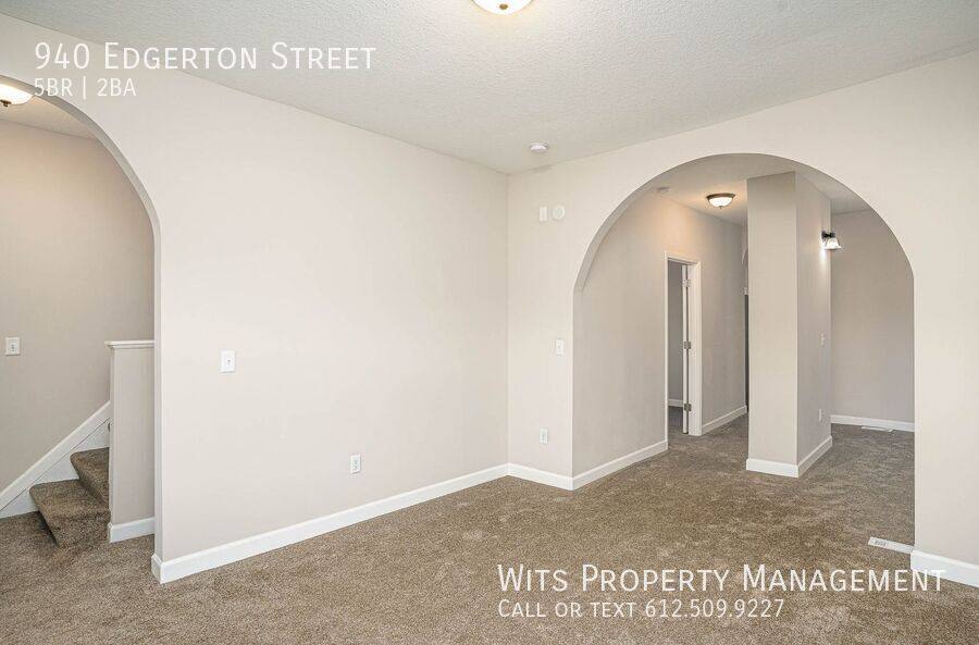 House for rent at 940 Edgerton St, Saint Paul, MN 55130