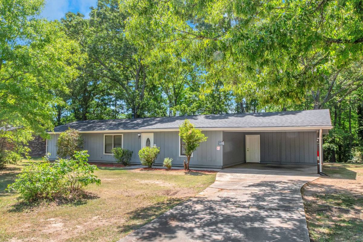 House for rent at 1843 Kirkland Rd, Covington, GA 30016