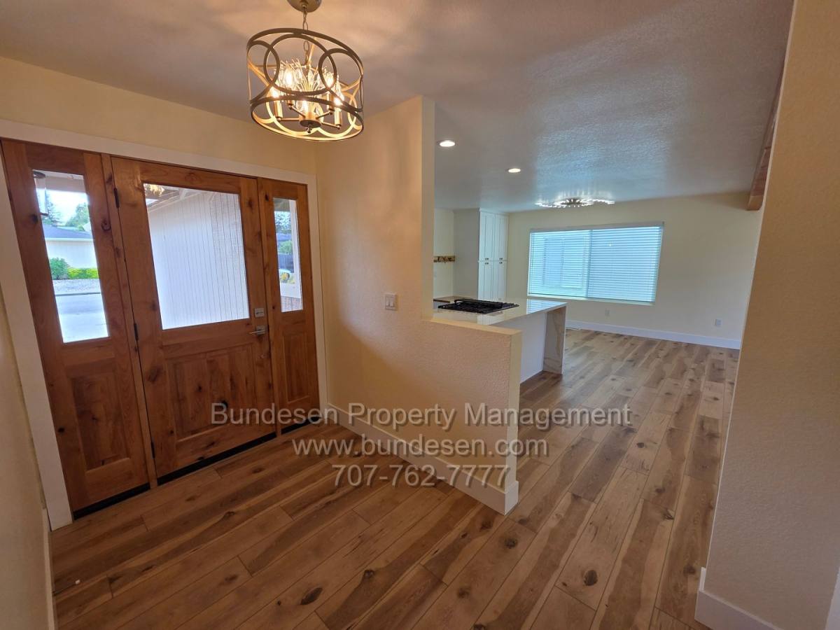 House for rent at 8023 Washington Ave, Sebastopol, CA 95472