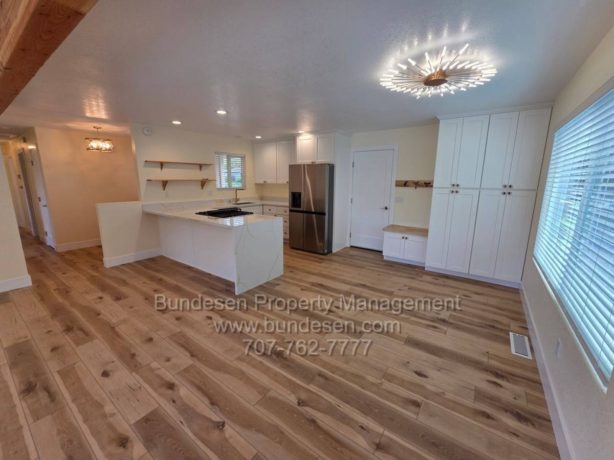House for rent at 8023 Washington Ave, Sebastopol, CA 95472