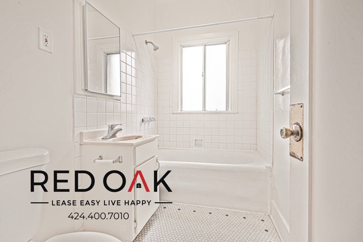 Condo for rent at 5757 Franklin Ave #412, Los Angeles, CA 90028