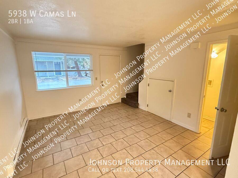 Townhouse for rent at 5938 W Camas Lane, Boise, ID 83705