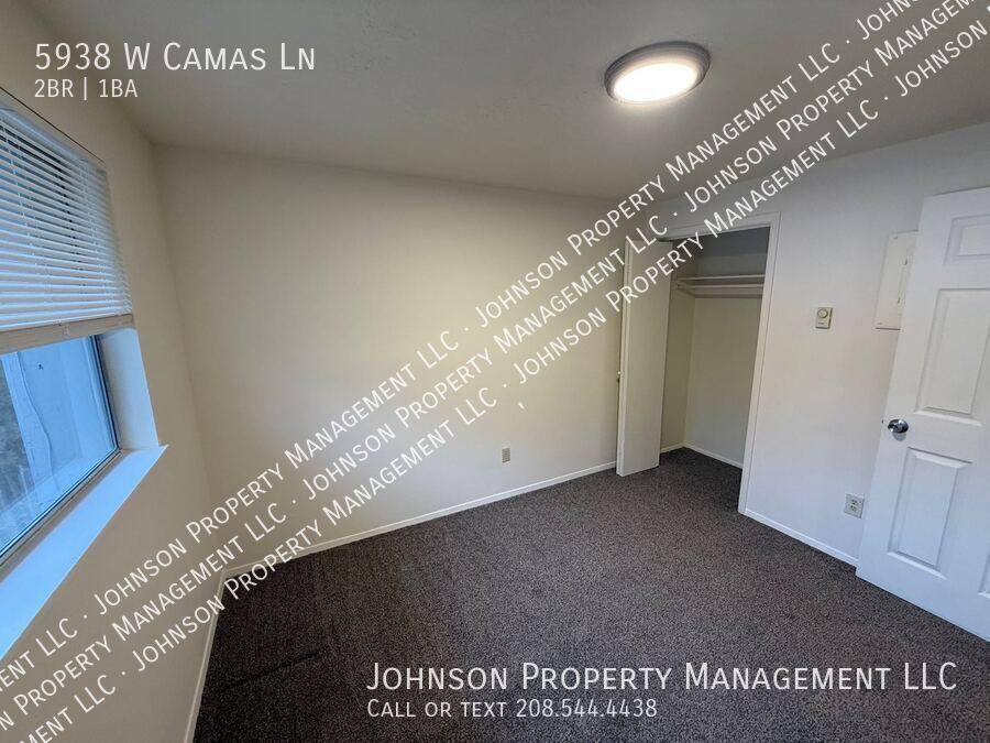 Townhouse for rent at 5938 W Camas Lane, Boise, ID 83705
