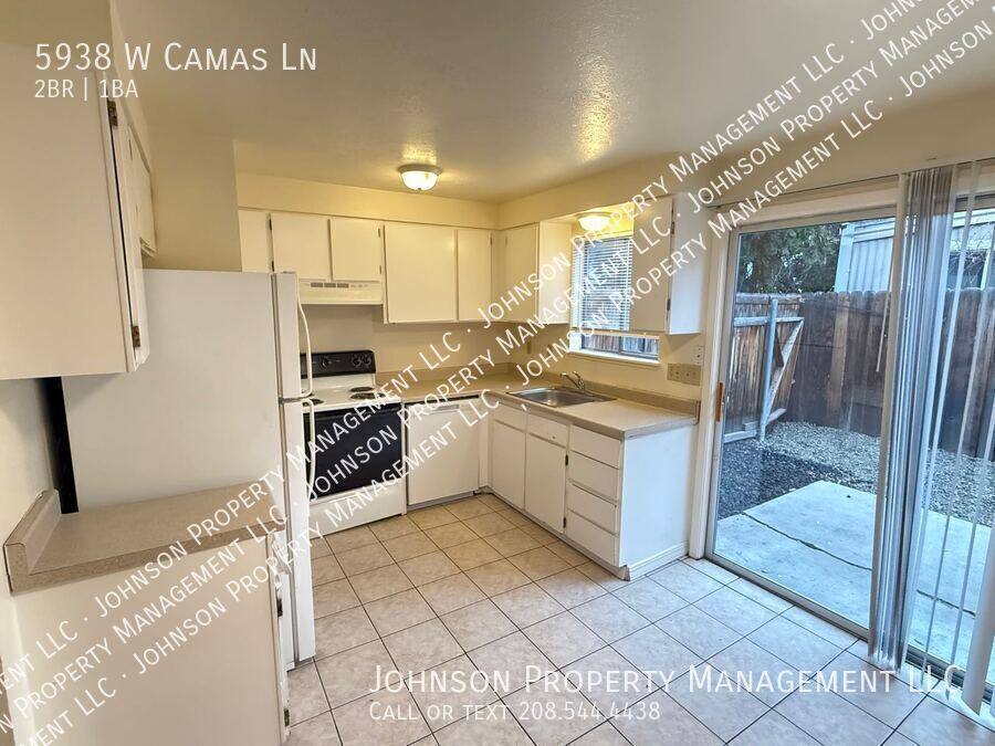 Townhouse for rent at 5938 W Camas Lane, Boise, ID 83705