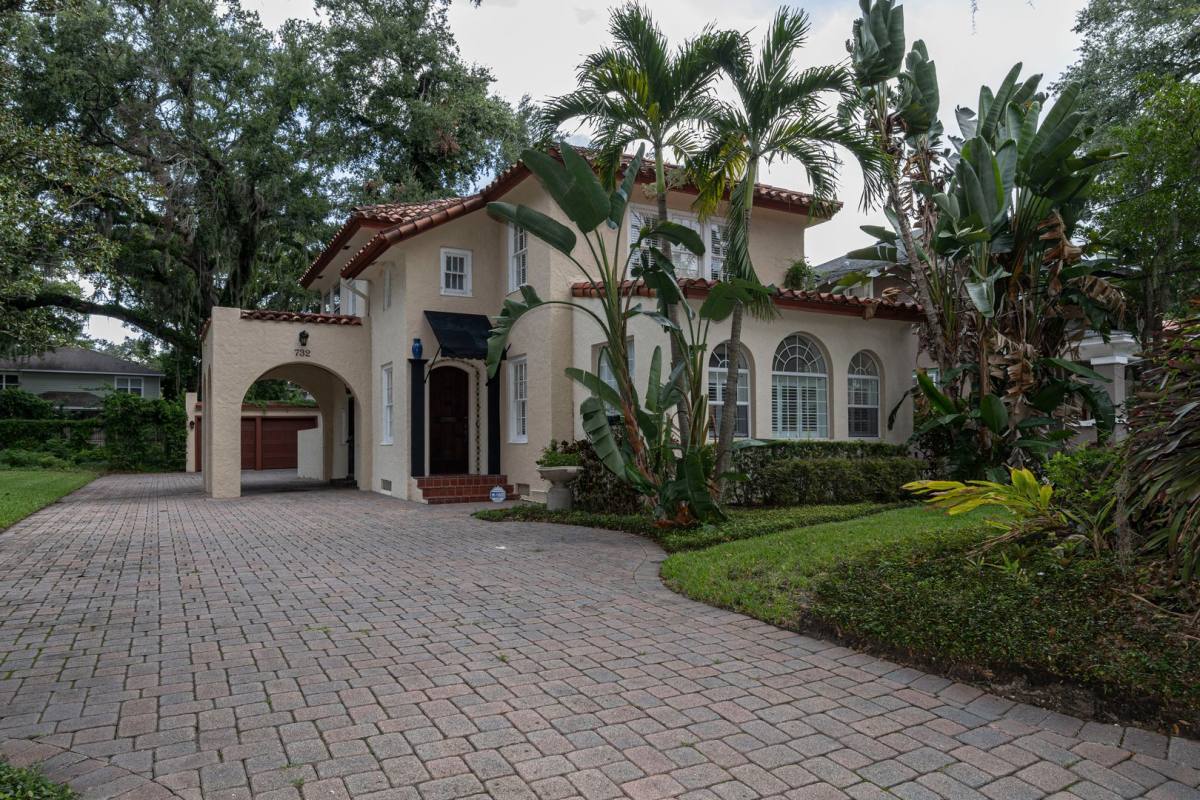 732 Edgewater Dr, Orlando, FL 32804
