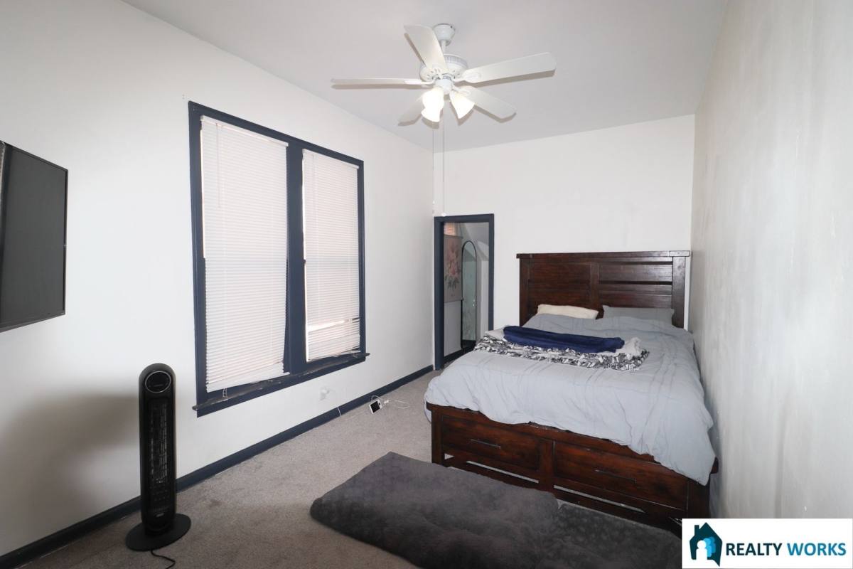 Apartment for rent at 1619-1623 D St, Lincoln, NE 68502