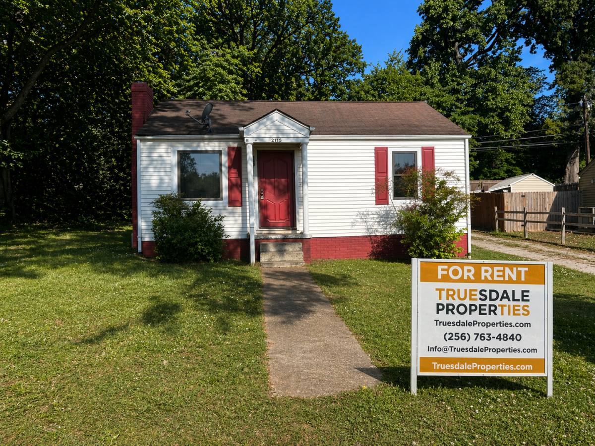 House for rent at 2115 Lee High Dr, Huntsville, AL 35811