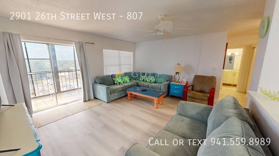 Townhouse for rent at 2901 26th St W #807, Bradenton, FL 34205