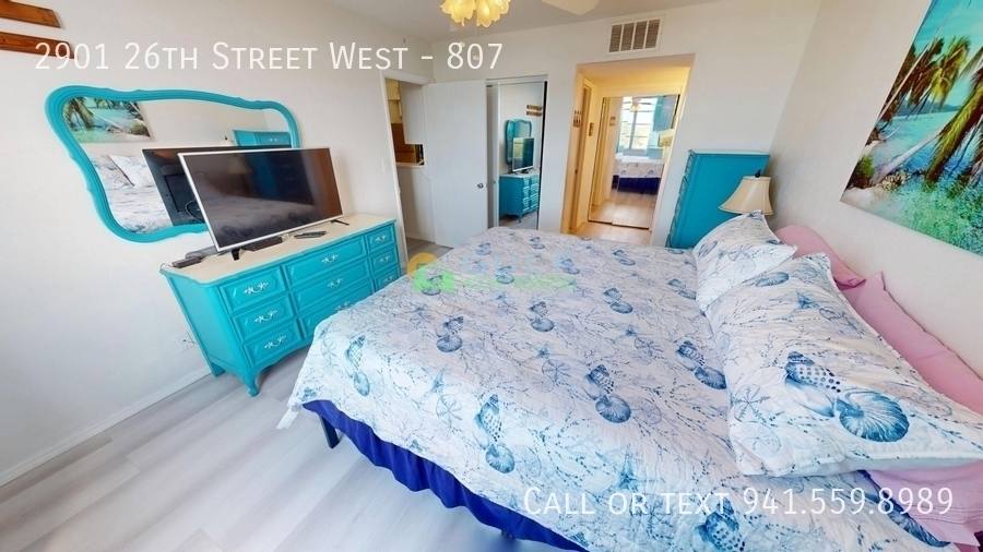 Townhouse for rent at 2901 26th St W #807, Bradenton, FL 34205
